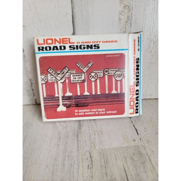 Lionel 0 and 027 Gauge Road Signs train accessory set - Picture 8 of 8